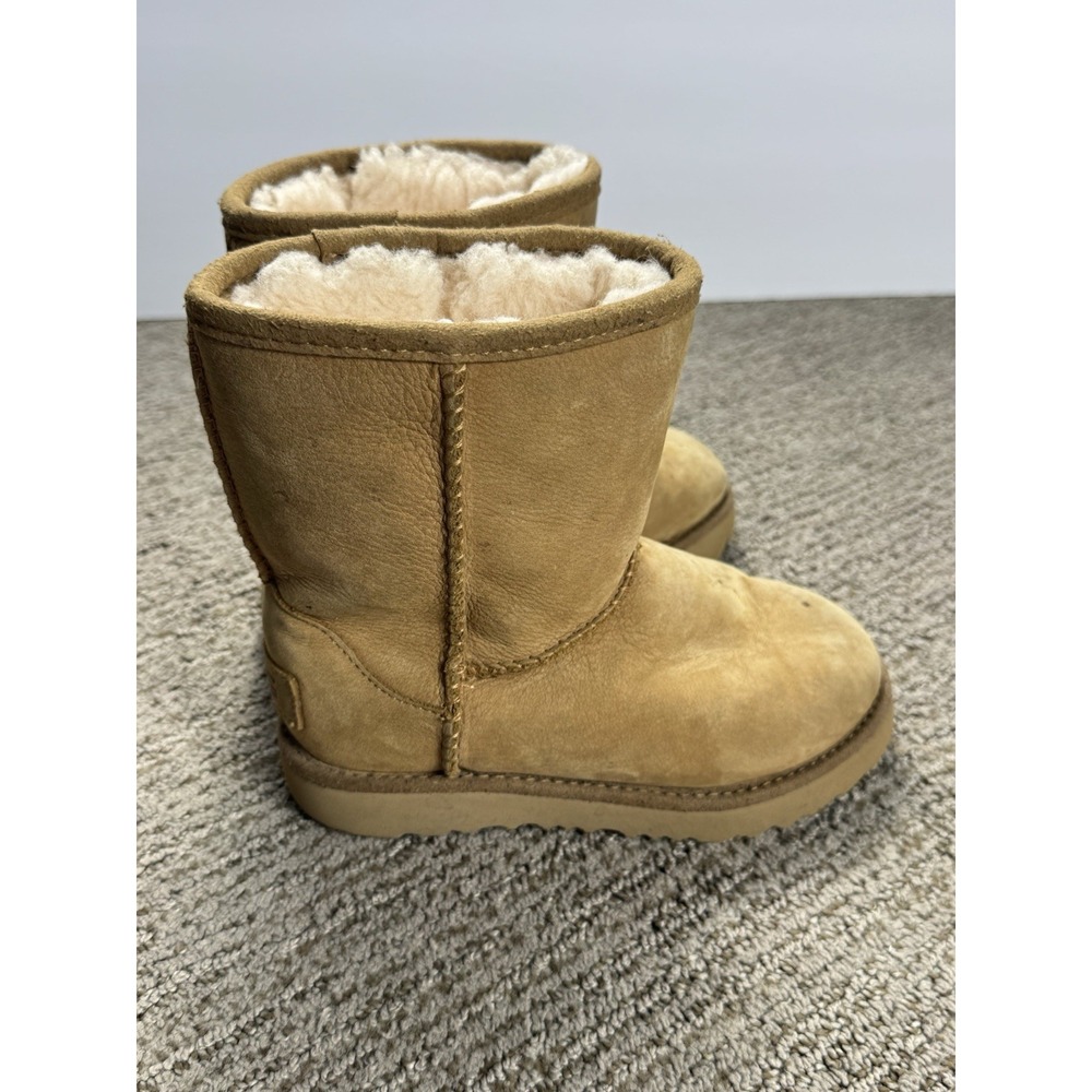 Ugg Kids 11 Classic II WP Short Boot Waterproof Sherpa Suede Brown